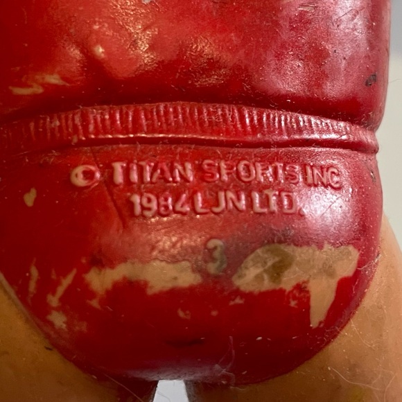 USSR Vintage Red Wrestling Figure - Picture 3 of 4